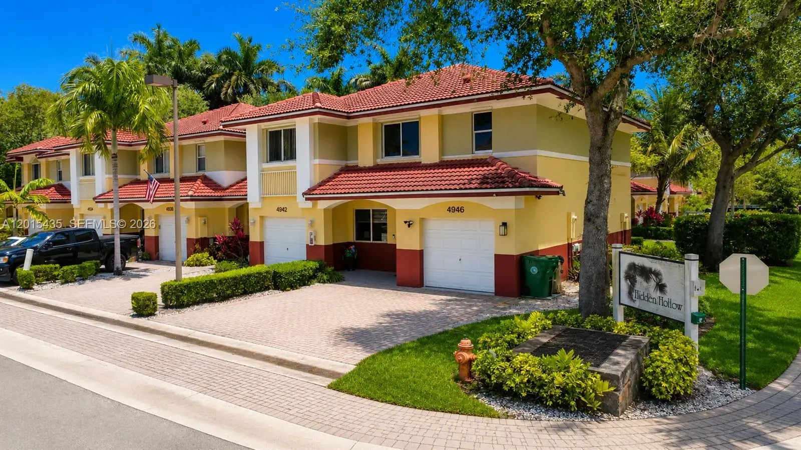 3 bedroom 2 bath Residential for sale at 4946 SW 66th Ter, Davie FL 33314