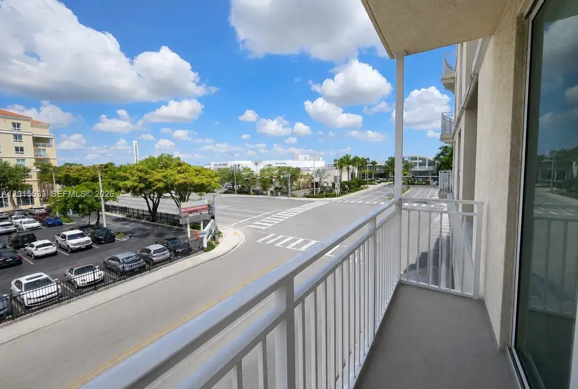 7270 SW 88th St # B202, Miami FL 33156