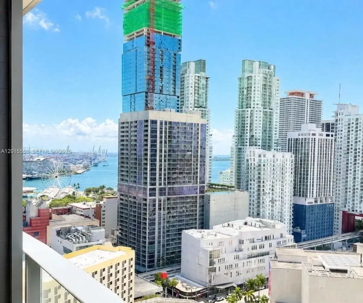 121 NE 5th St # 2705, Miami FL 33132