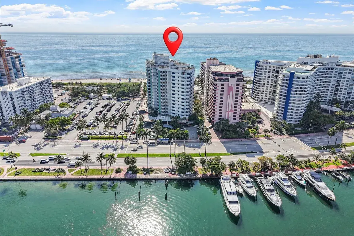 5255 Collins Ave, Miami Beach FL 33140