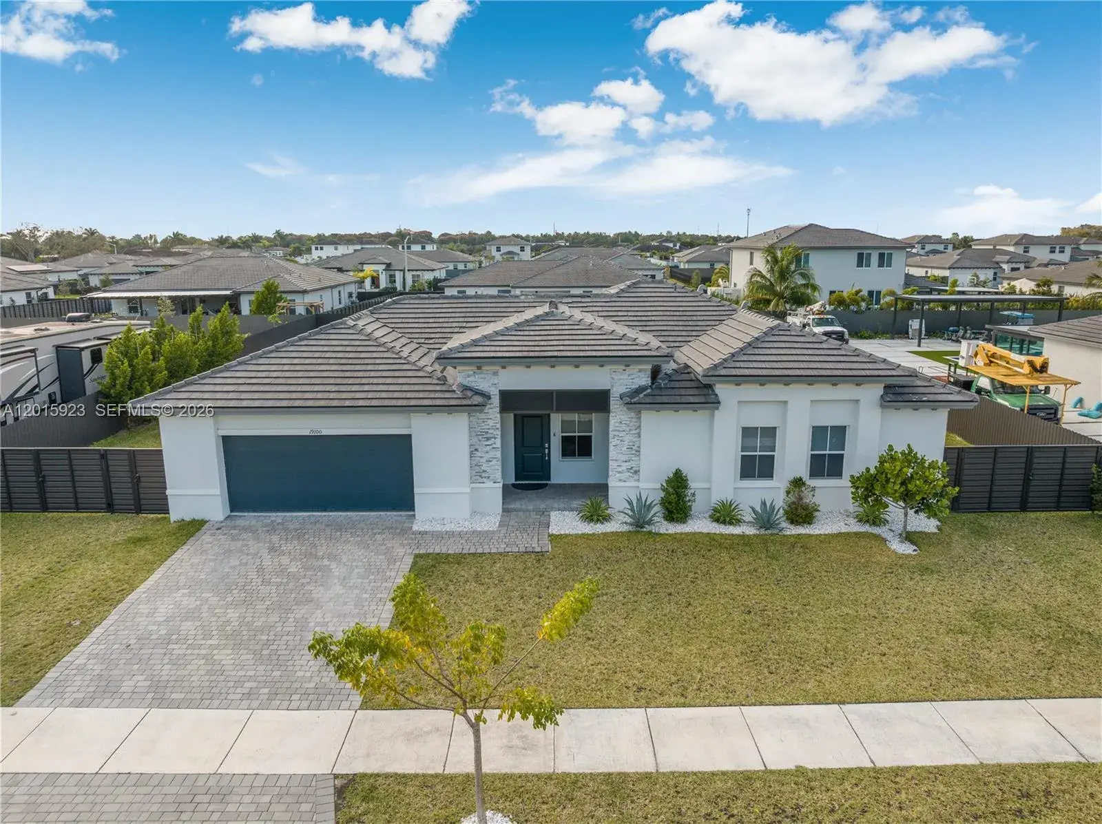 3 bedroom 3 bath Residential for sale at 19100 SW 132nd Pl, Miami FL 33177