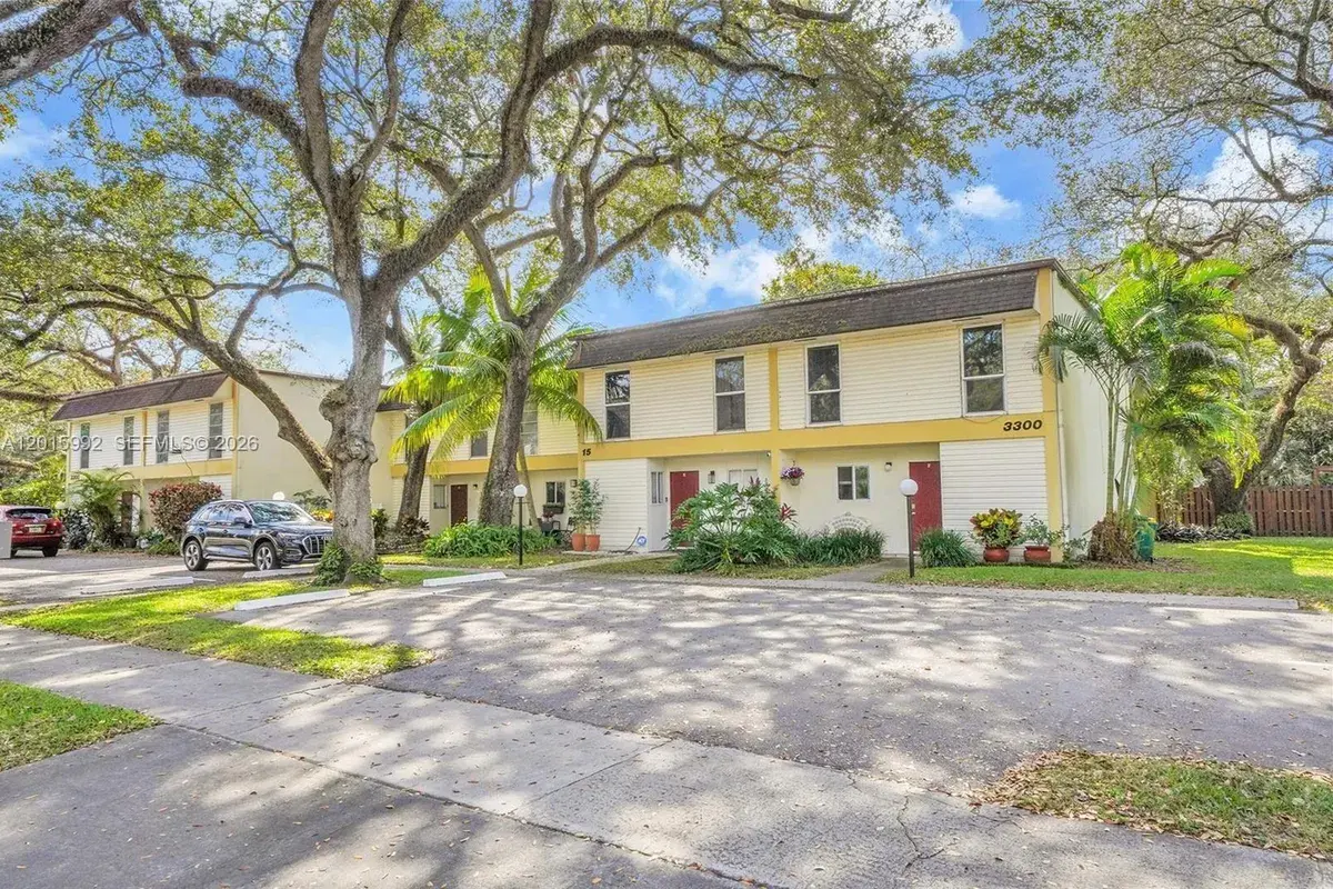 3300 Atlanta St # 15F, Hollywood FL 33021