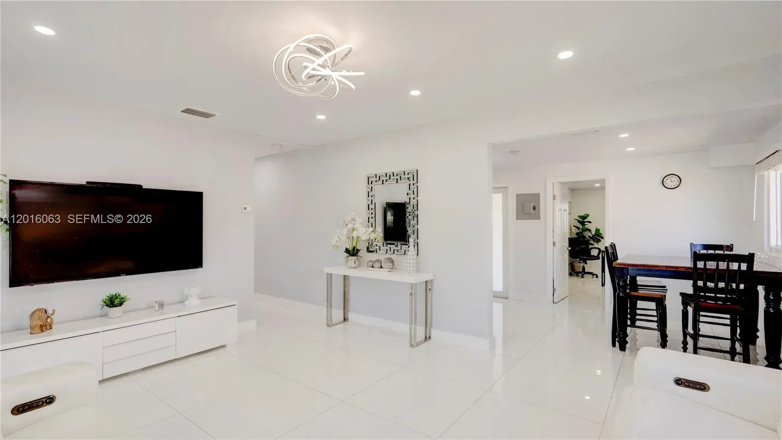 6450 SW 39th Ter, Miami FL 33155