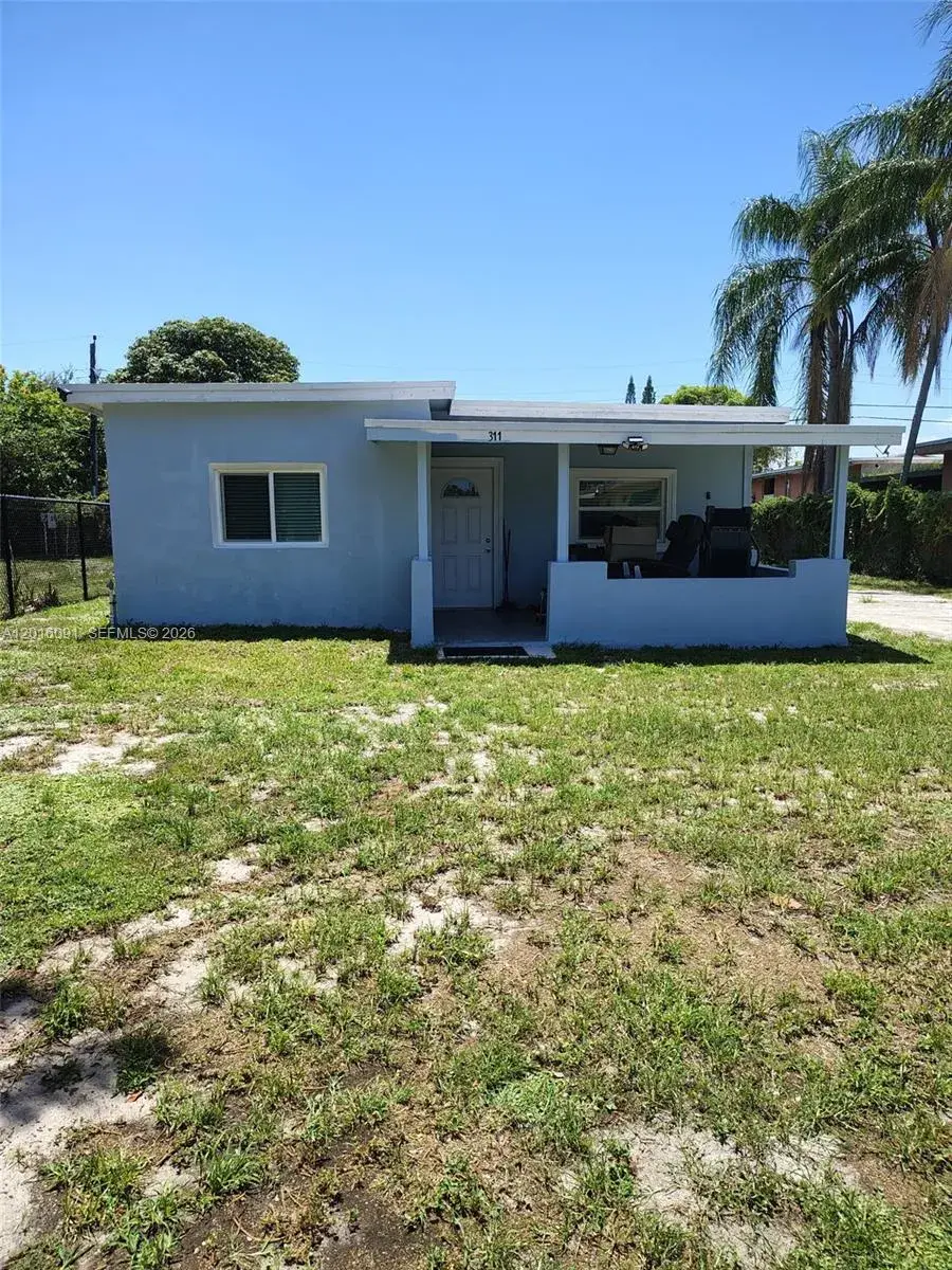 3 bedroom 2 bath Residential for sale at 311 NW 28th Way, Fort Lauderdale FL 33311
