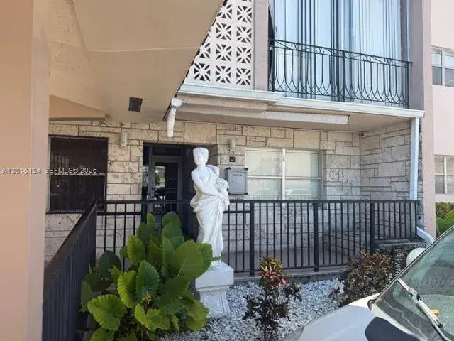 2 bedroom 1 bath Residential for sale at 3640 NW 9th St # 201, Miami FL 33125