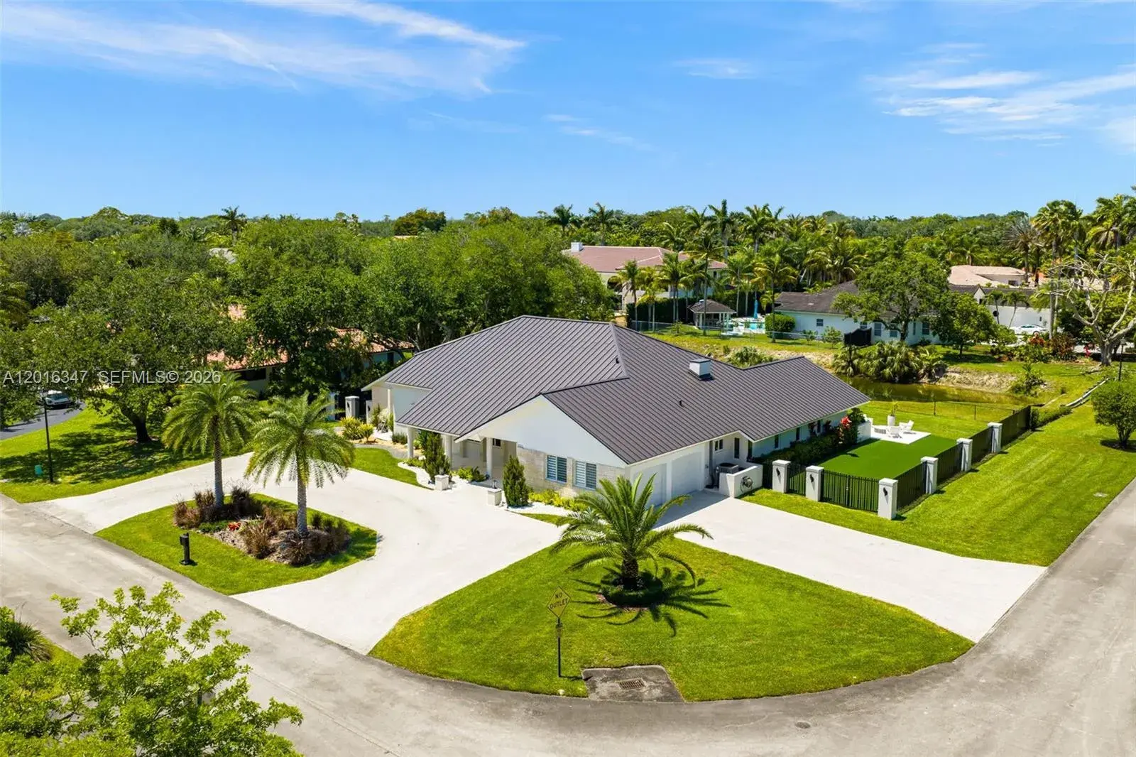 5 bedroom 3 bath for sale at 9201 SW 102nd St, Miami FL 33176
