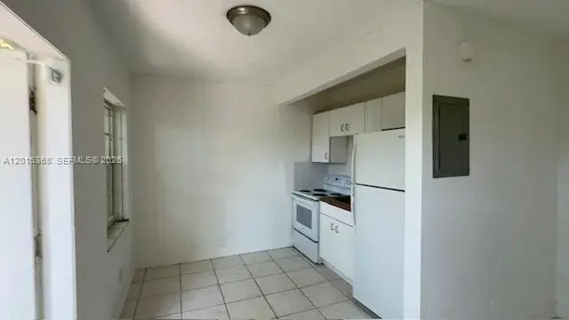 441 SW 10th St # 4, Miami FL 33130