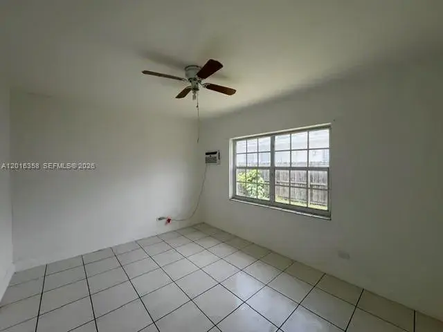 441 SW 10th St # 4, Miami FL 33130