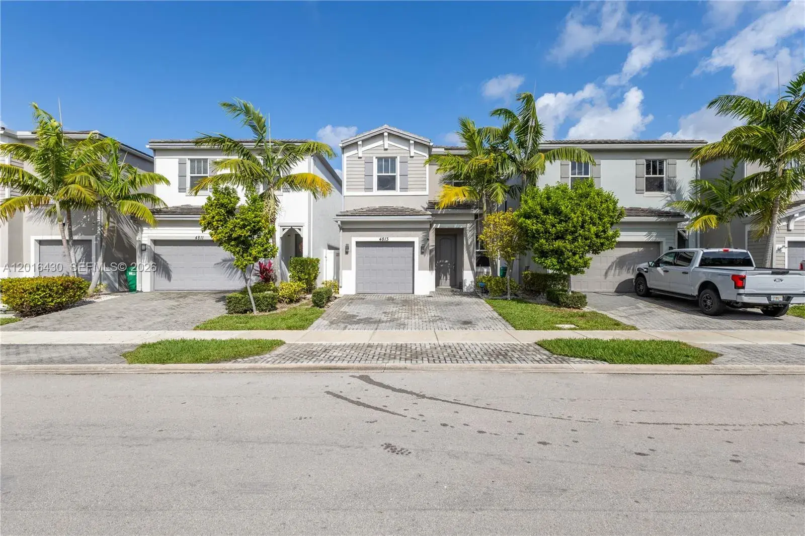 4813 NW 48th Ter, Tamarac FL 33319