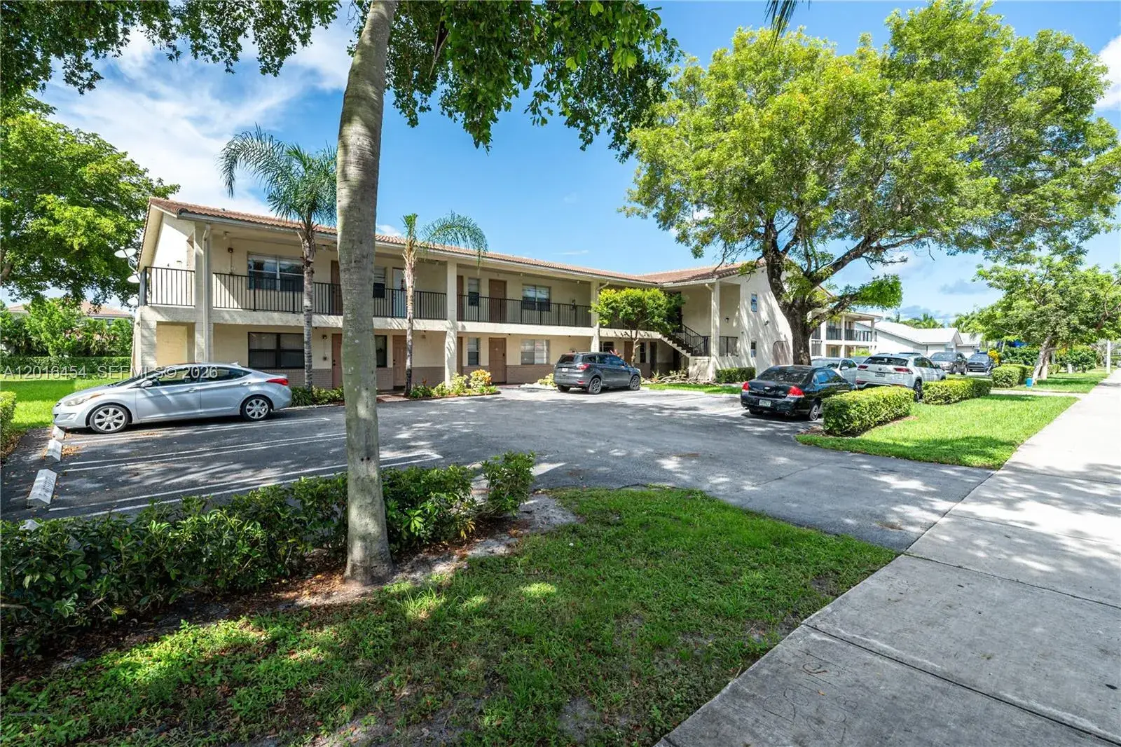 2 bedroom 2 bath Residential for sale at 8705 NW 38th Dr # 3A, Coral Springs FL 33065