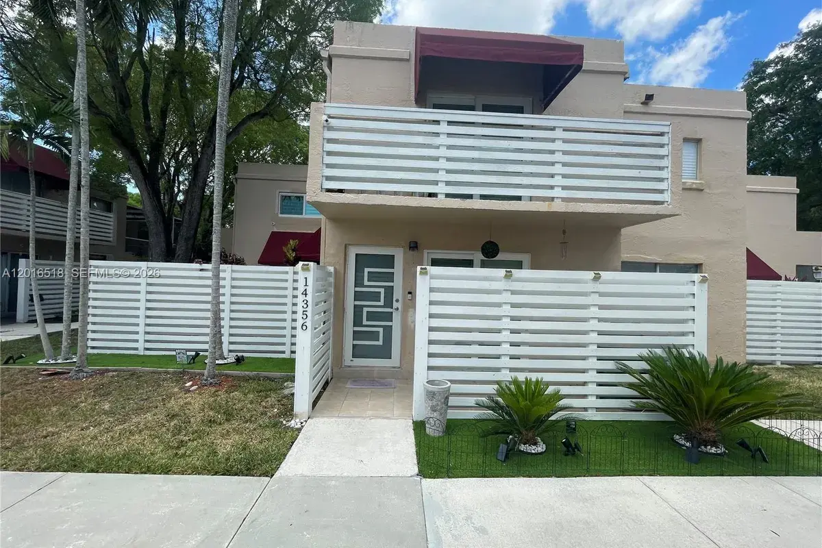 14356 SW 96th Ter, Miami FL 33186