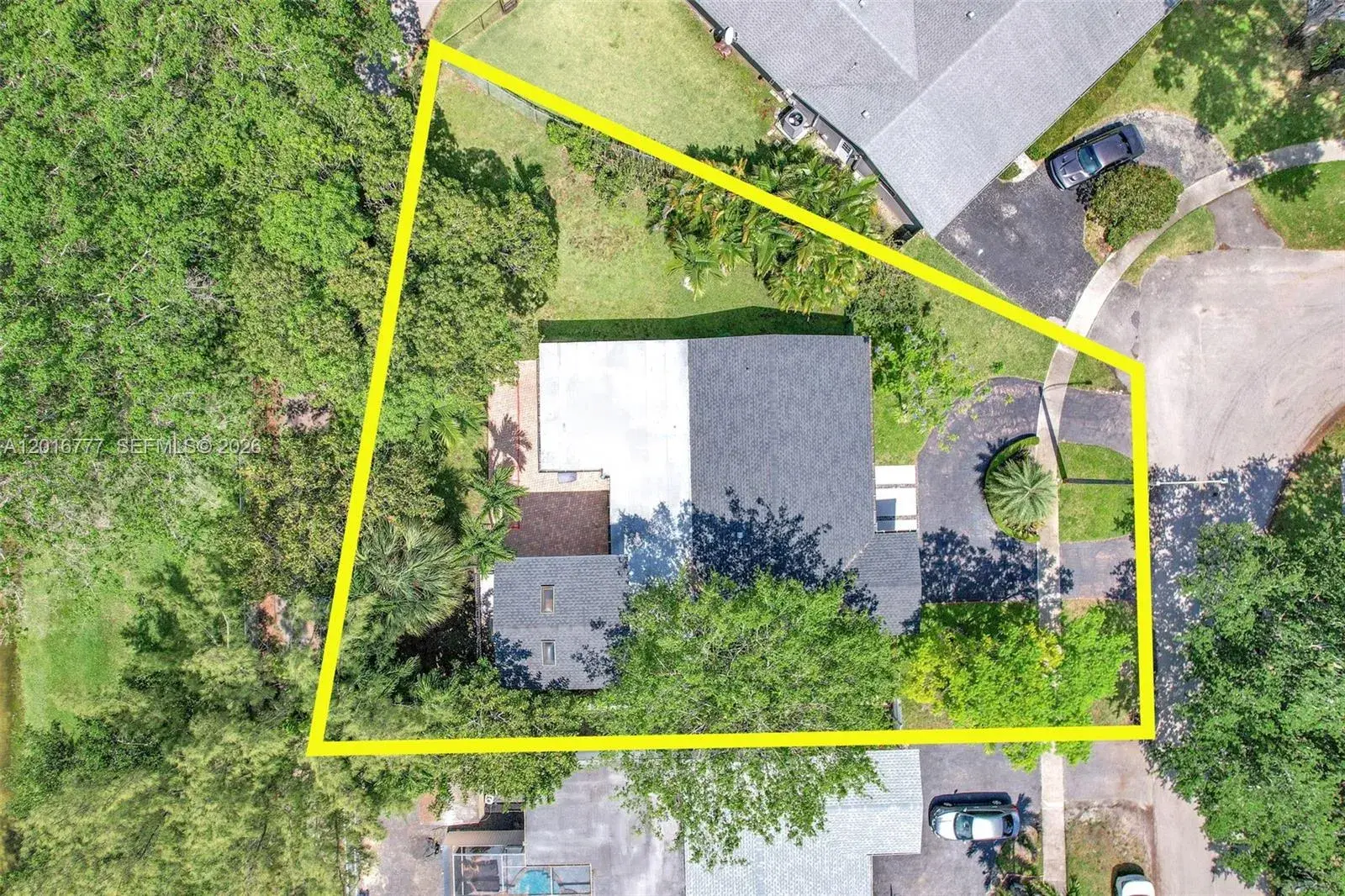 3411 Thomas St, Hollywood FL 33021