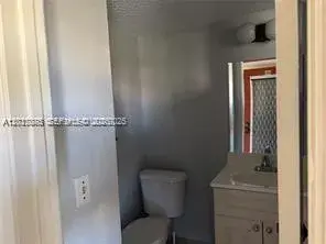 1 bedroom 1 bath Residential for sale at 3774 Inverrary Blvd # 305P, Lauderhill FL 33319