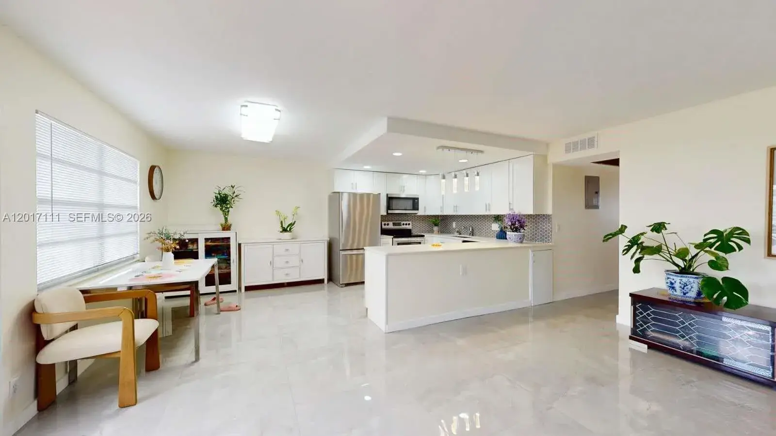 2 bedroom 2 bath Residential for sale at 325 Wellington G # G, West Palm Beach FL 33417