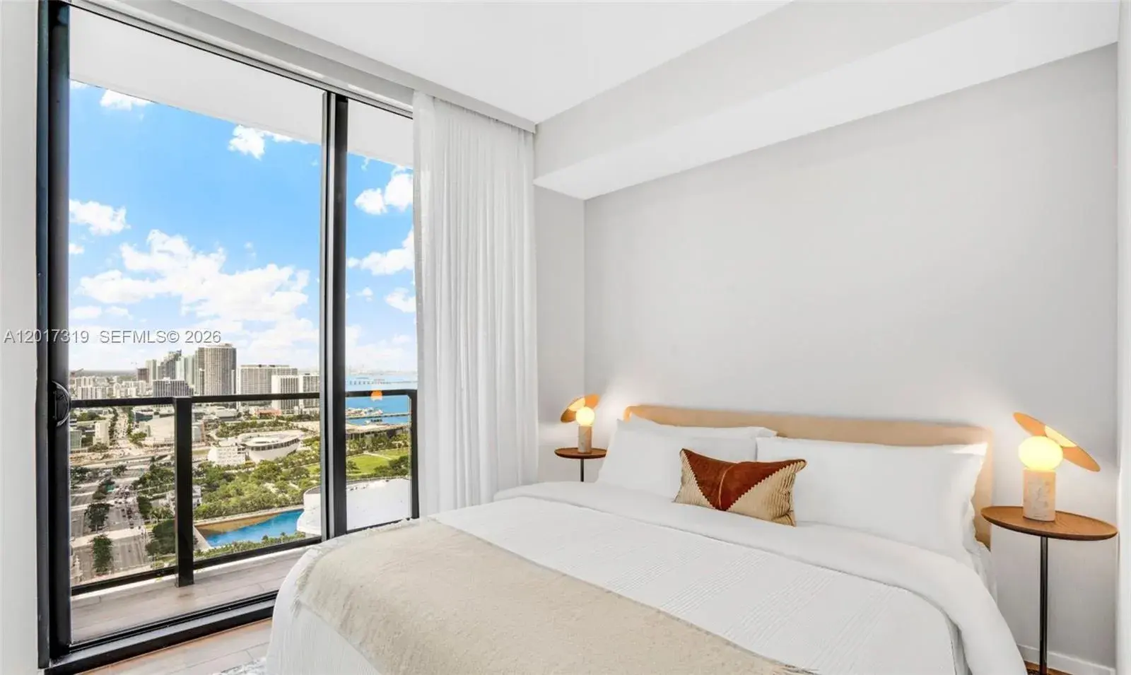 3 bedroom 3 bath Residential for sale at 398 NE 5th St # 4701, Miami FL 33132