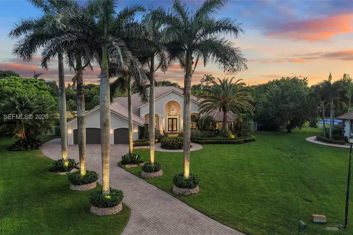 13253 SW 25th Pl, Davie FL 33325