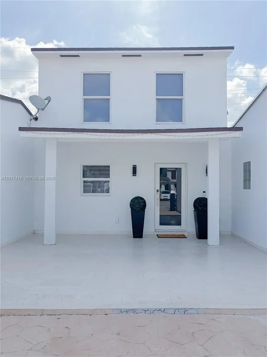 2 bedroom 2 bath Residential for sale at 6709 W 15th Ct, Hialeah FL 33012