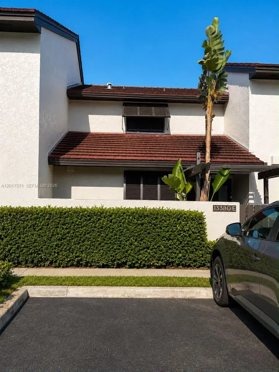 2 bedroom 2 bath Residential for sale at 13380 SW 91st Ter, Miami FL 33186