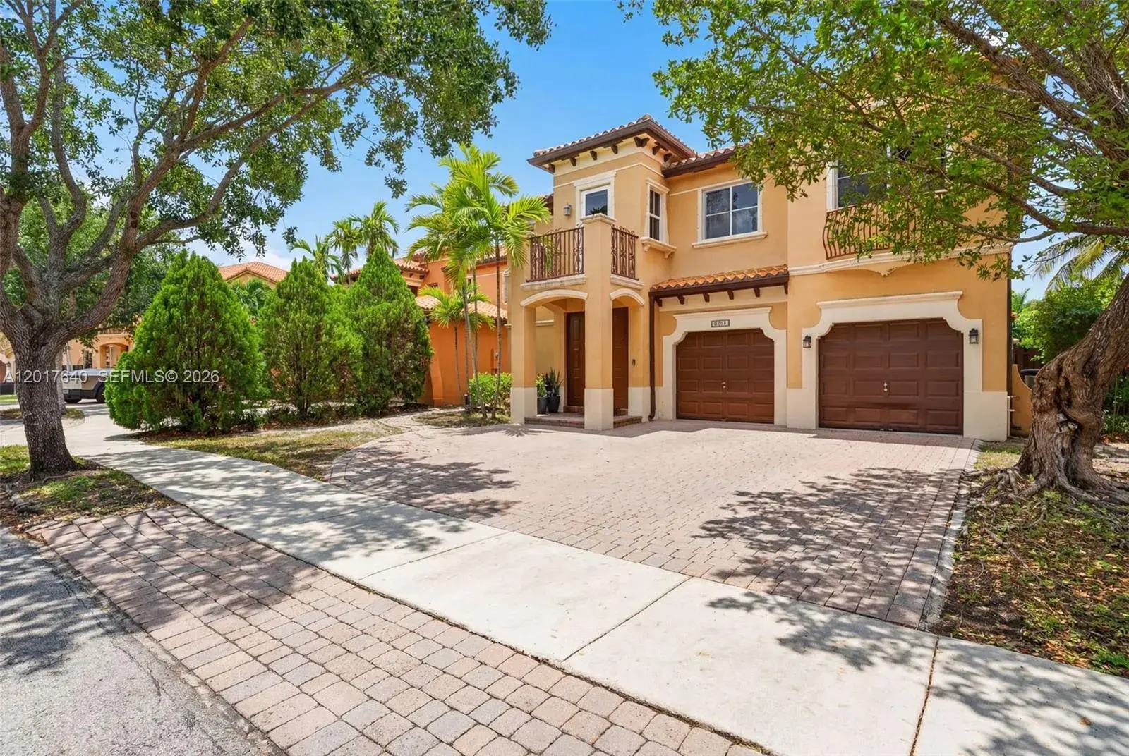 5 bedroom 4 bath Residential for sale at 2631 SW 153rd Path, Miami FL 33185