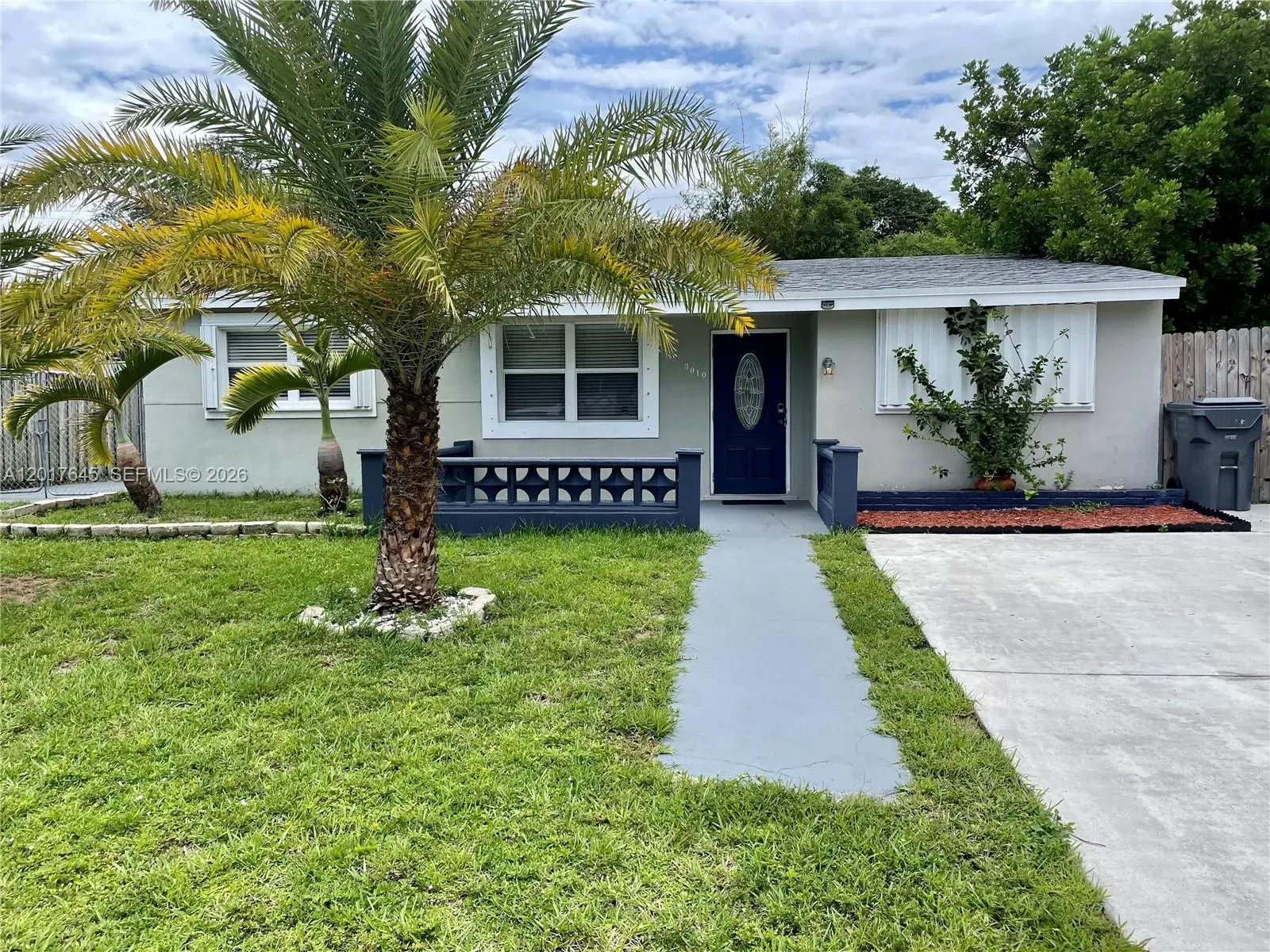 1 bedroom 1 bath Residential Lease for rent at 3010 N 73rd Ave, Hollywood FL 33024