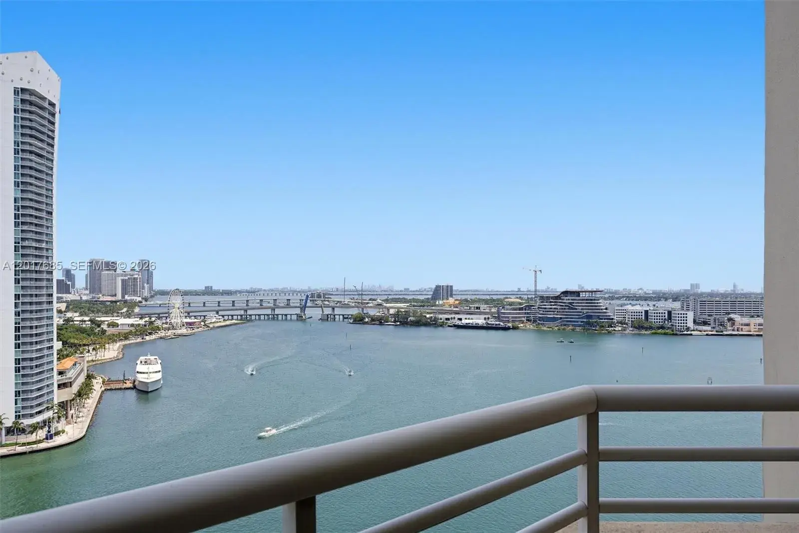 2 bedroom 2 bath Residential Lease for rent at 888 Brickell Key Dr # 2010, Miami FL 33131