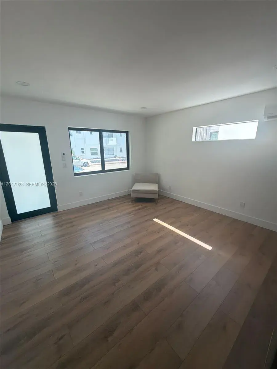7801 Byron Ave # 1, Miami Beach FL 33141