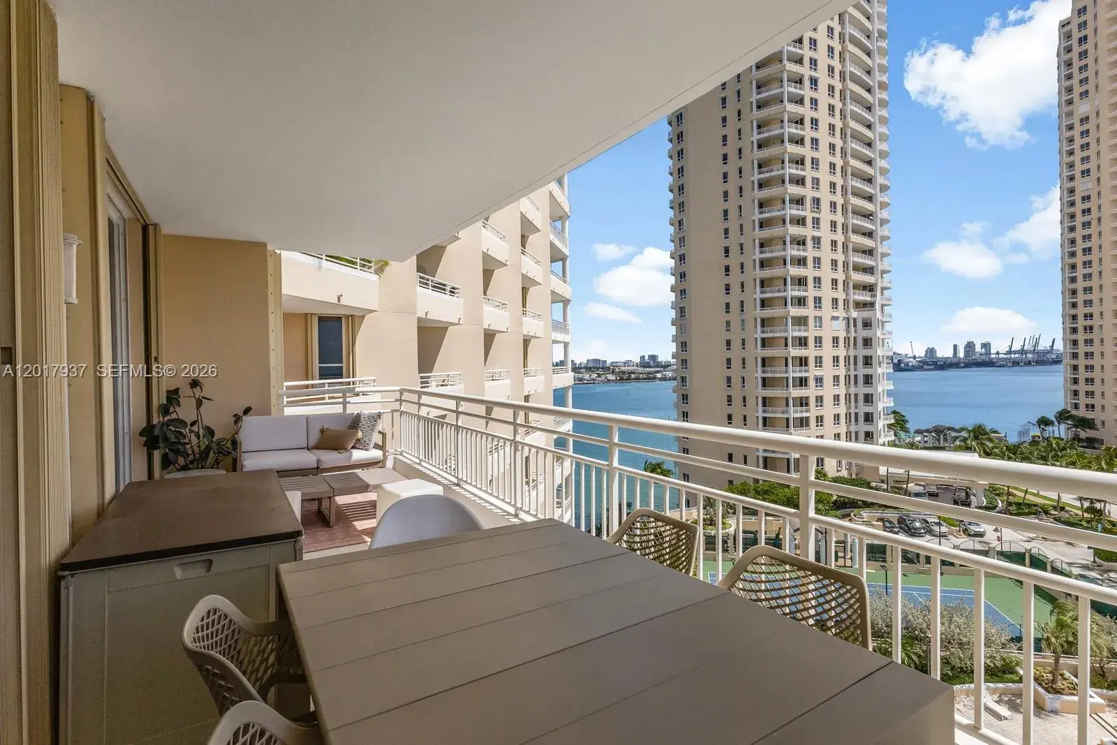 888 Brickell Key Dr # 1207, Miami FL 33131