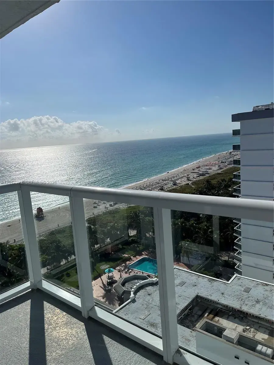 1 bedroom 1 bath Residential Lease for rent at 2457 Collins Ave # 5, Miami Beach FL 33140