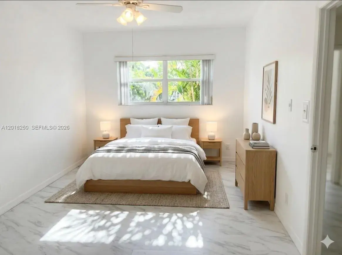 1958 Monroe St # 209, Hollywood FL 33020