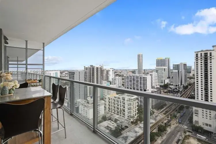 79 SW 12th St, Miami FL 33130