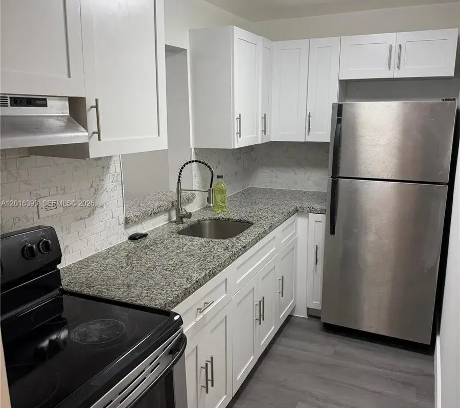 1740 NW N River Dr # 325, Miami FL 33125