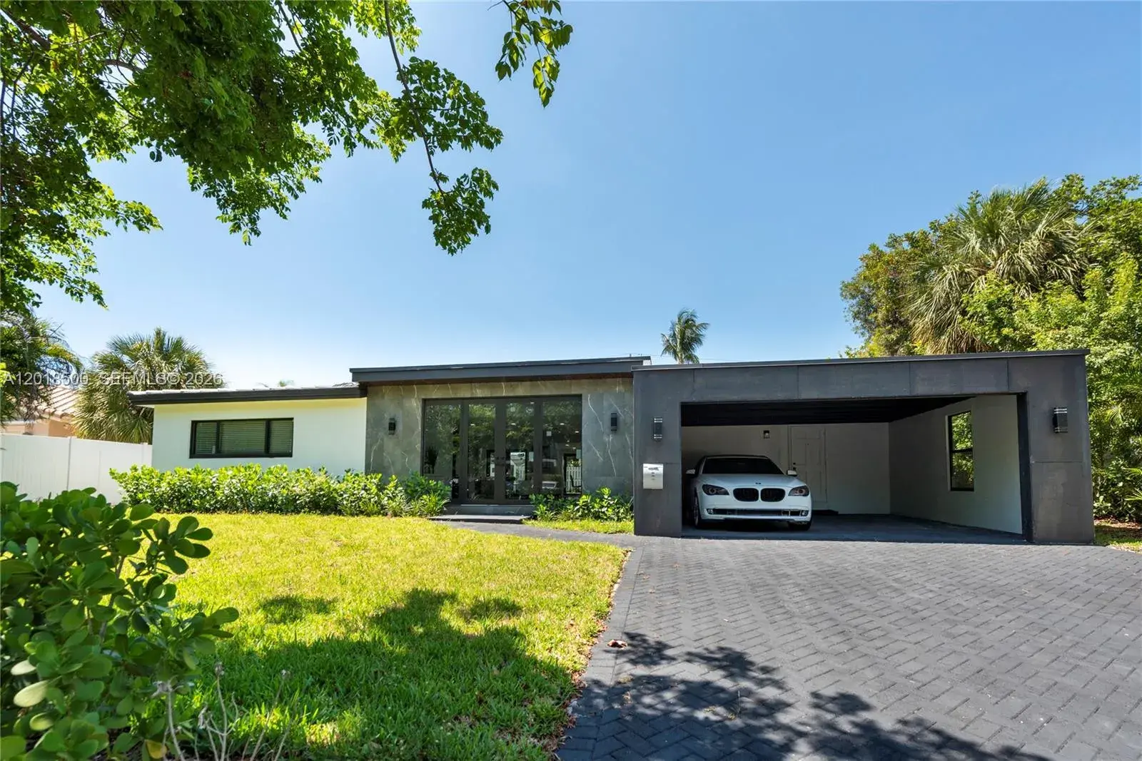 3 bedroom 3 bath Residential for sale at 2308 SE 18 St, Fort Lauderdale FL 33316