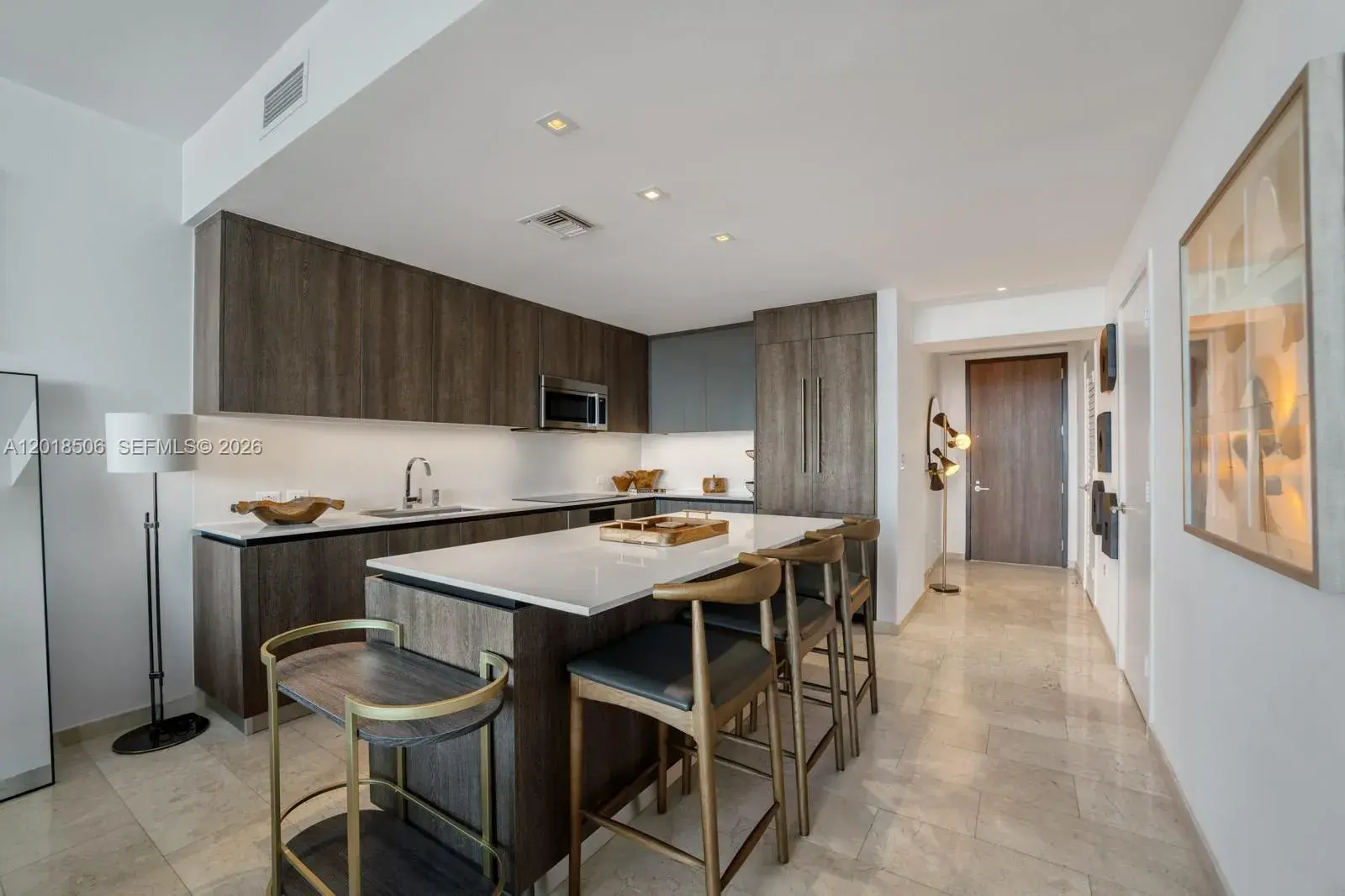 88 SW 7th St # 2406, Miami FL 33130