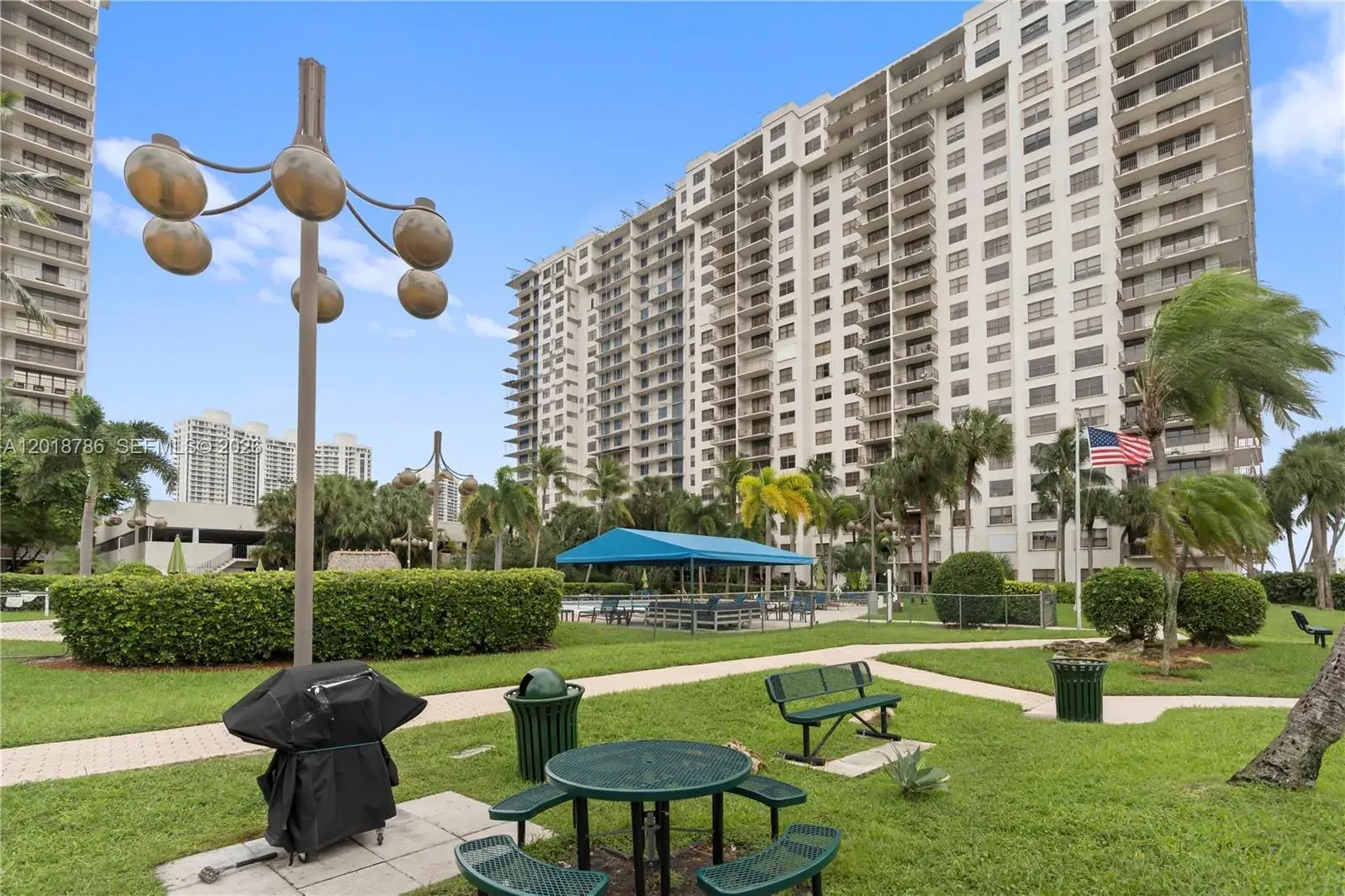 1 bedroom 1 bath Residential Lease for rent at 18151 NE 31st Ct # 305, Aventura FL 33160