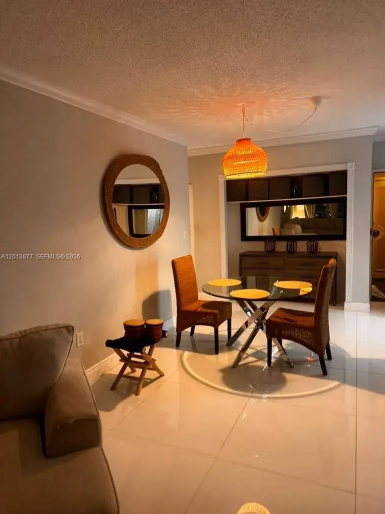 1985 S Ocean Dr # 2B, Hallandale Beach FL 33009