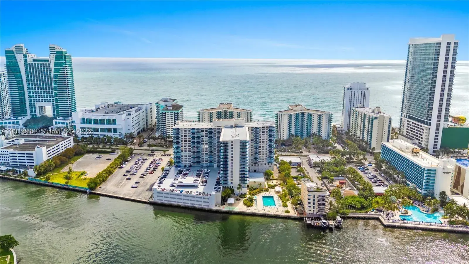 3800 S Ocean Dr, Hollywood FL 33019