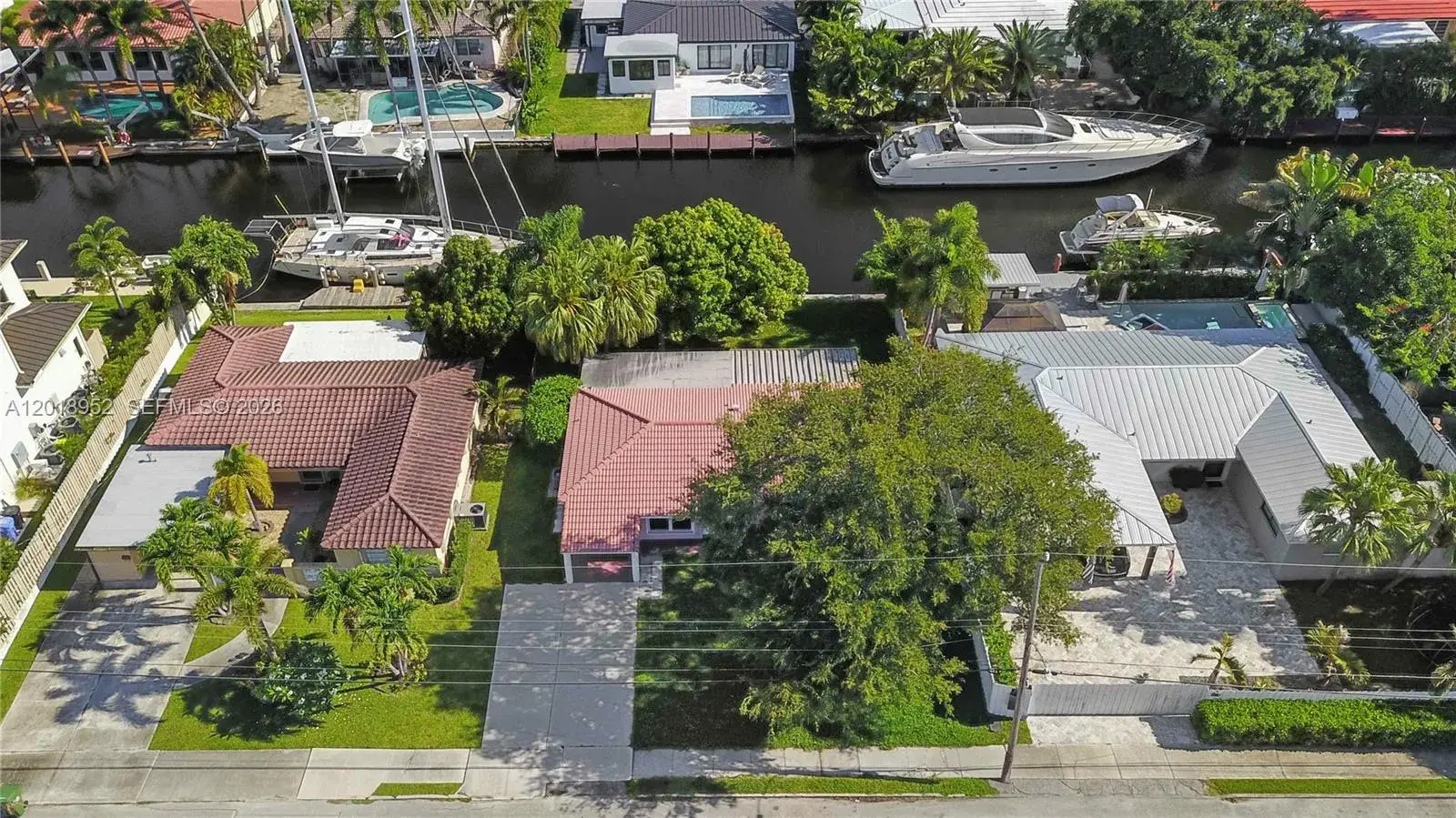 2 bedroom 1 bath Residential for sale at 917 Mandarin Isle, Fort Lauderdale FL 33315