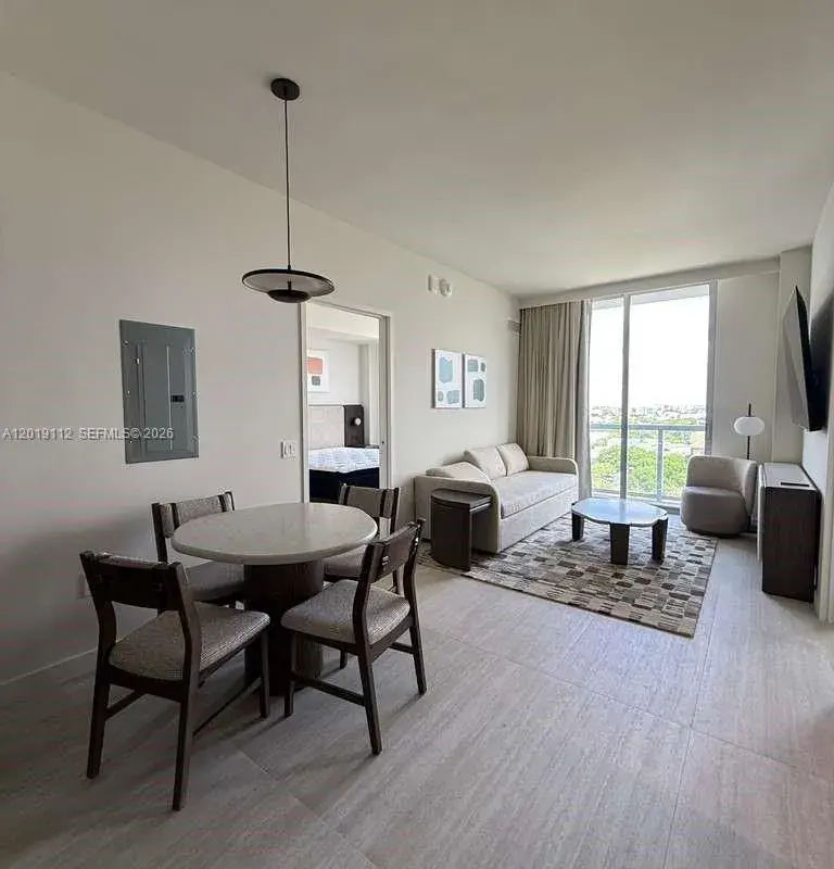 1611 SW 2nd ave # 911, Miami FL 33129