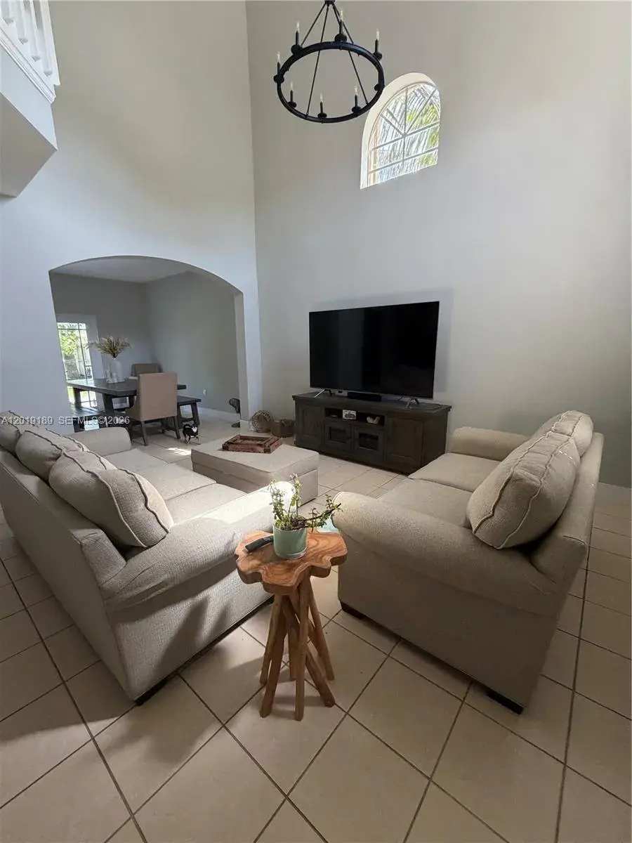 4124 NE 30th St, Homestead FL 33033