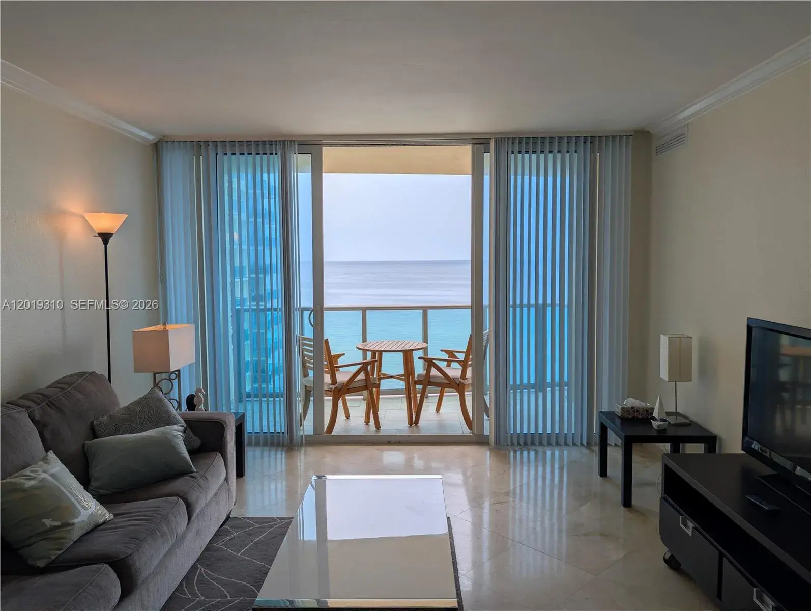 1 bedroom 1 bath Residential Lease for rent at 2501 S Ocean Dr # 1021, Hollywood FL 33019