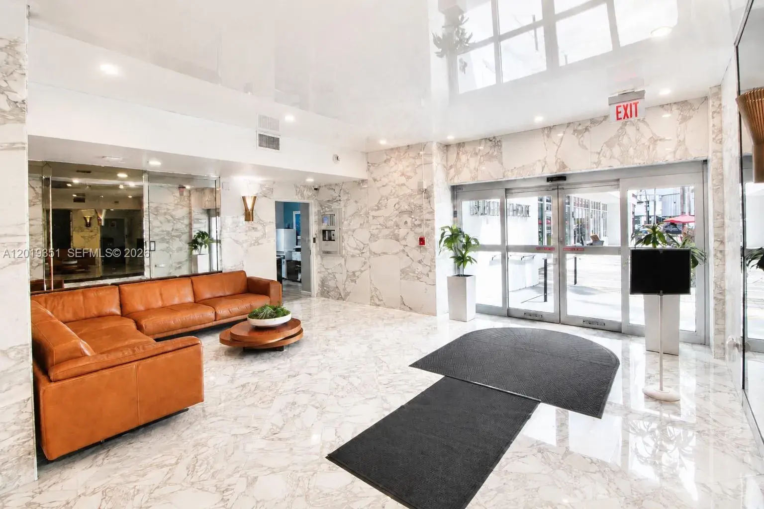 7135 Collins Ave # 912, Miami Beach FL 33141