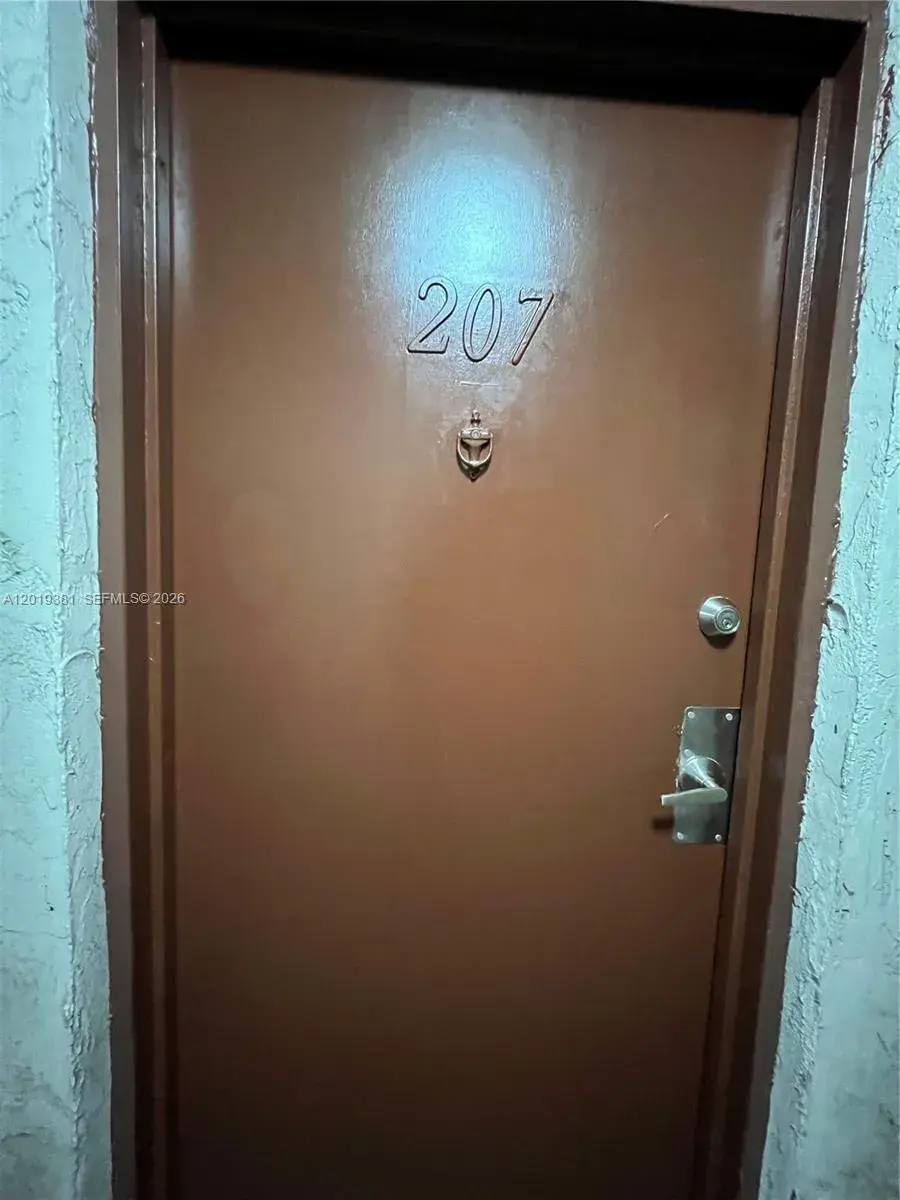 9431 SW 4th St # 207, Miami FL 33174