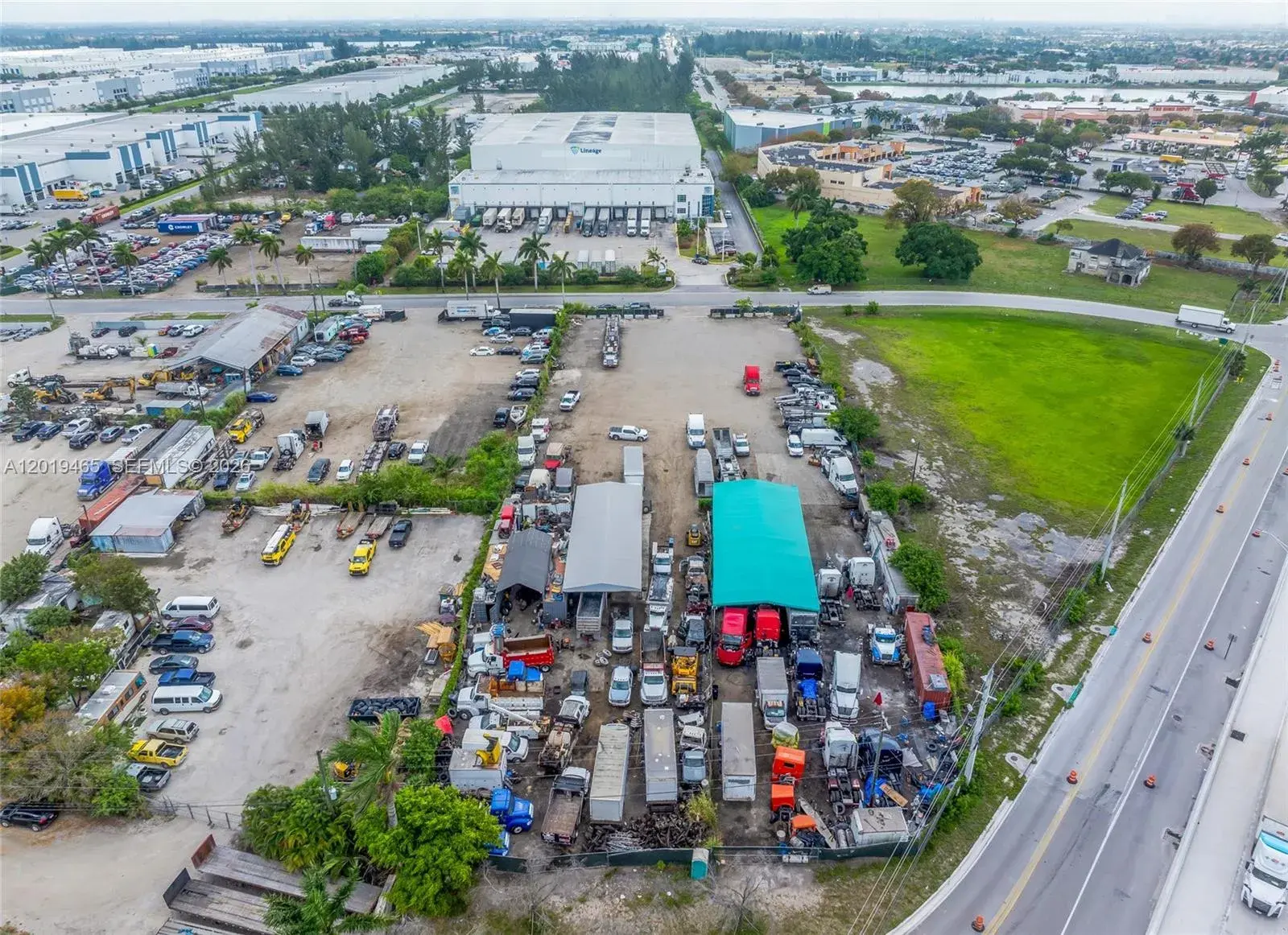 for sale at 13800 NW 112th Ave, Hialeah Gardens FL 33018