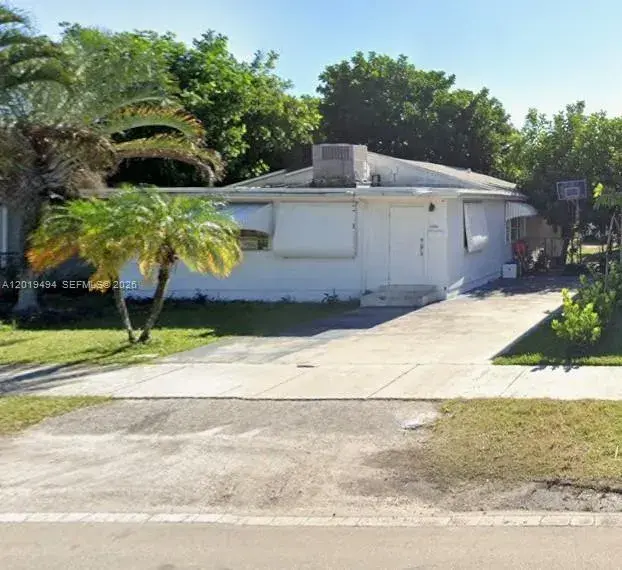 2322 Taft St, Hollywood FL 33020