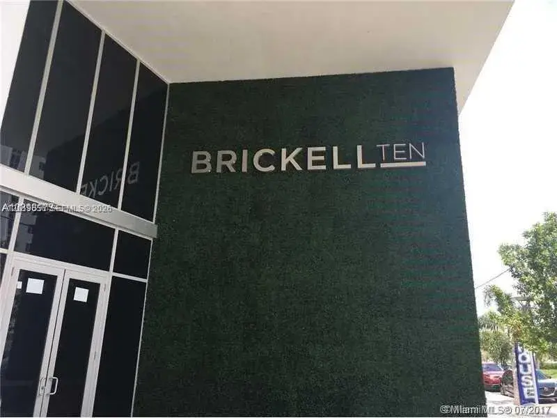 1010 SW 2nd Ave # 1105, Miami FL 33130
