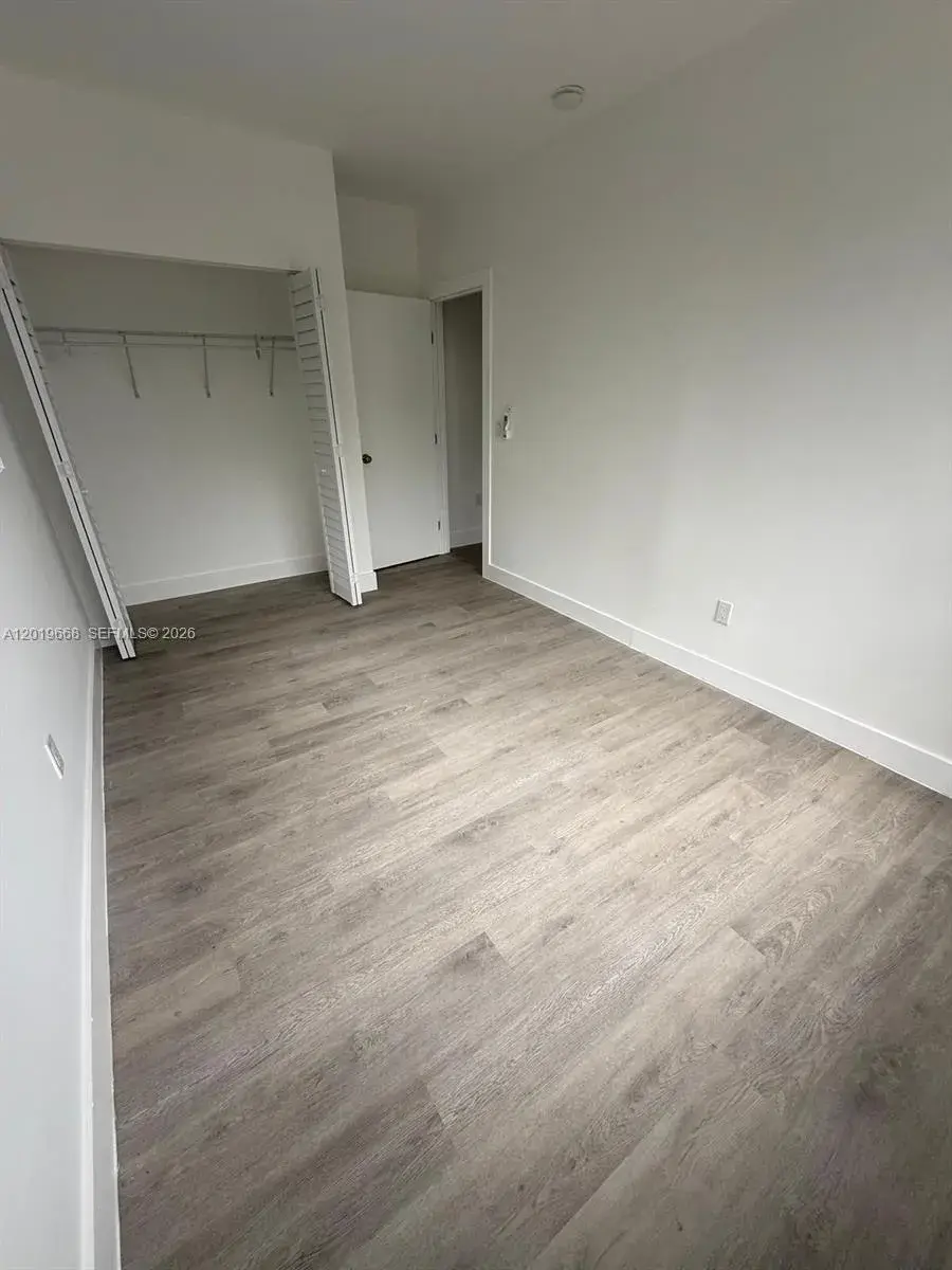 2330 NW 9 St # 15, Miami FL 33125 photo 5