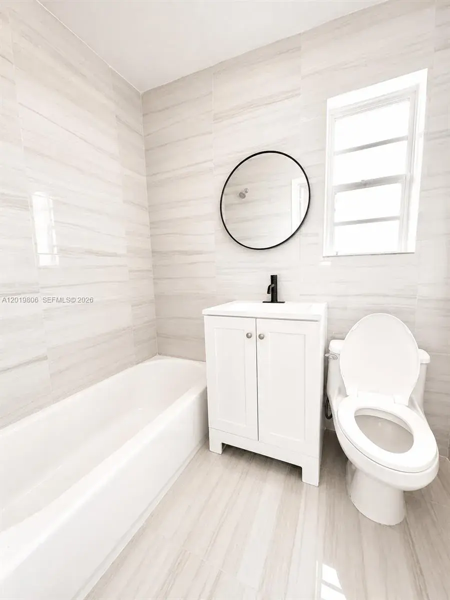 1 bedroom 1 bath Residential Lease for rent at 612 NW 1st Ave # 00, Hallandale Beach FL 33009