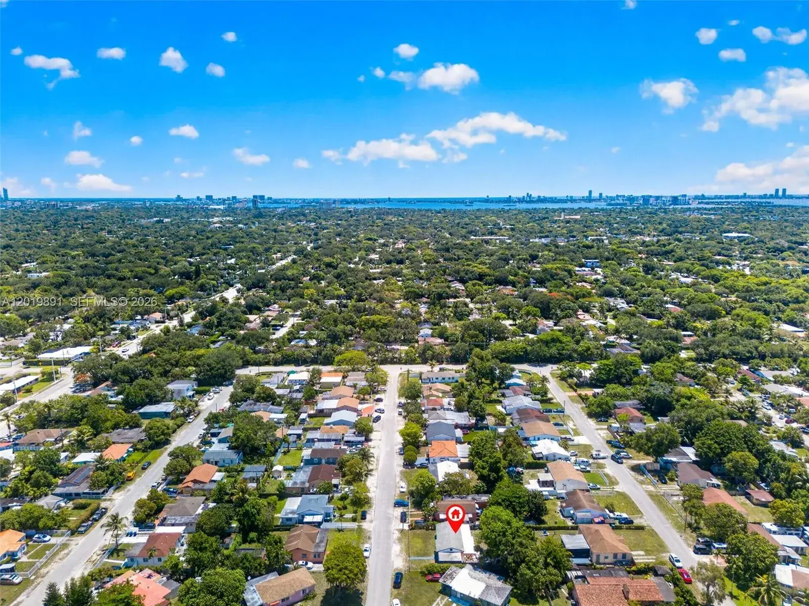 280 NW 101st St, Miami FL 33150
