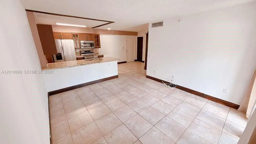 470 S Park Rd # 104, Hollywood FL 33021