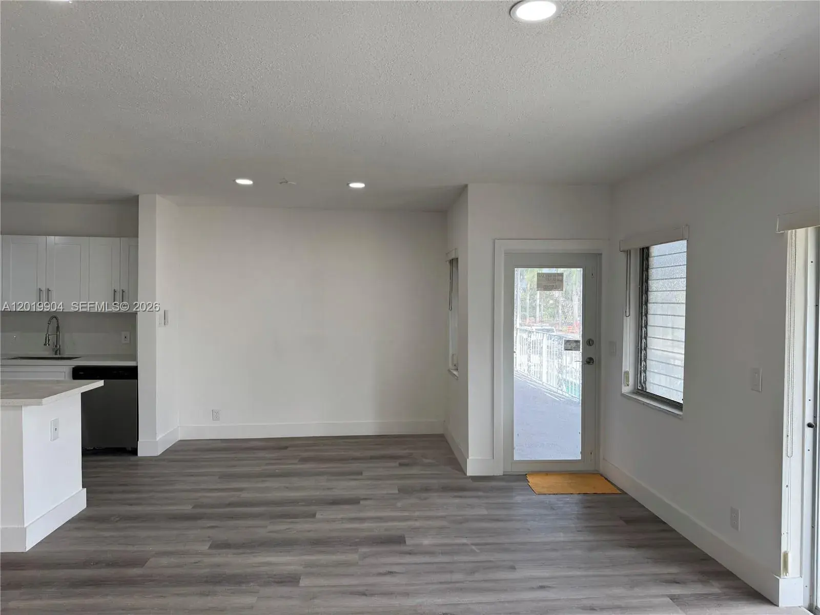 630 Layne Blvd # 211, Hallandale Beach FL 33009